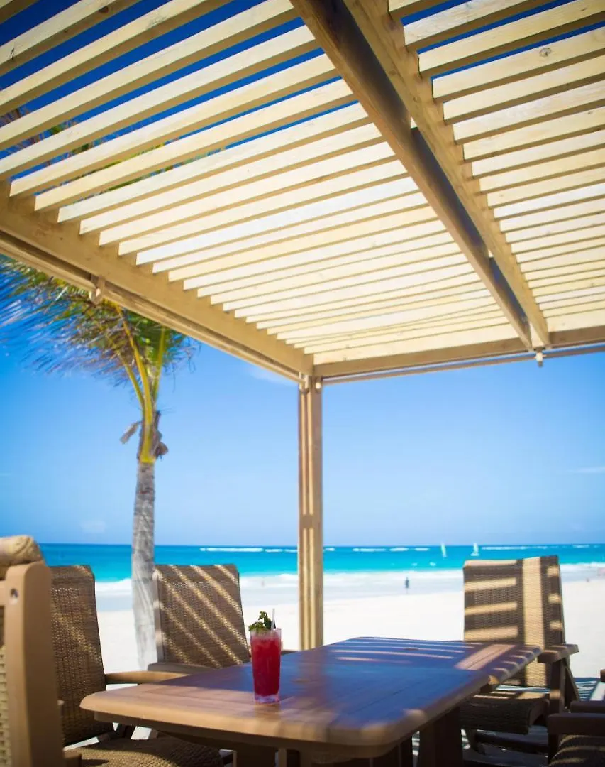 **** Отель Coral House Suites Пунта-Кана Доминиканская Республика